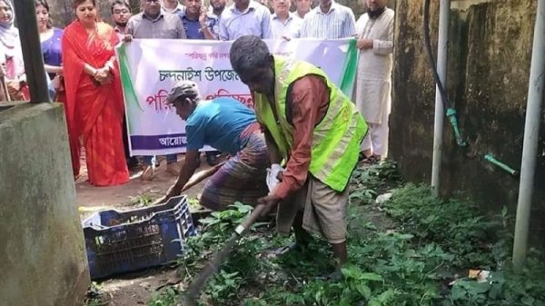 ডেঙ্গু প্রতিরোধে চন্দনাইশে একযোগে মসজিদ প্রাঙ্গণ পরিষ্কার