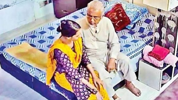 সাতক্ষীরার সেই এমপি গাজী নজরুলের দ্বিতীয় স্ত্রীর ঝুলন্ত মরদেহ উদ্ধার