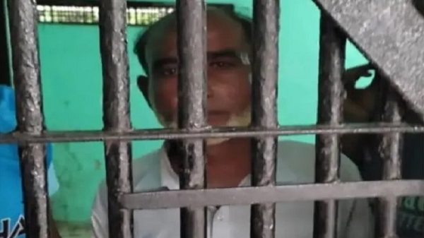 যুবলীগকর্মীকে ধরতে বাসায় অভিযান, না পেয়ে বাবাকে গ্রেপ্তার