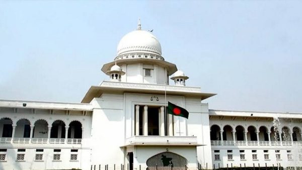চার শতাধিক শিক্ষকের বিরুদ্ধে ফ্যাক্ট ফাইন্ডিং কমিটি কেন অবৈধ নয়: হাই কোর্ট