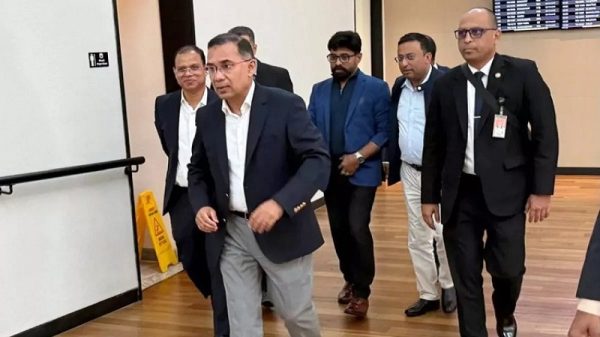 ইস্তাম্বুলে যাত্রাবিরতি শেষে নিউইয়র্কের পথে প্রধানমন্ত্রী তারেক রহমান