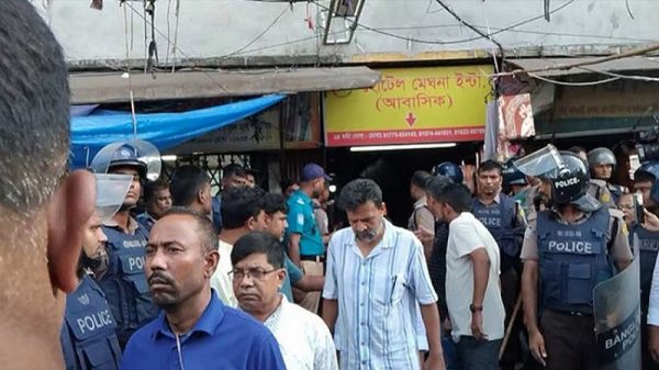 জাসদ কার্যালয়ে পুলিশের অভিযান, আটক ৪০