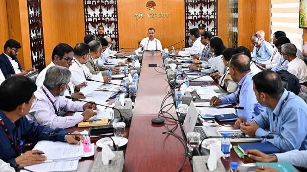 আমদানি নির্ভরতা কমিয়ে কৃষি উৎপাদন বাড়ানোর তাগিদ প্রধানমন্ত্রীর