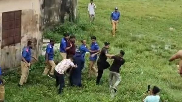 আশুগঞ্জে রুমিন ফারহানার সমর্থকদের ওপর হামলার অভিযোগ