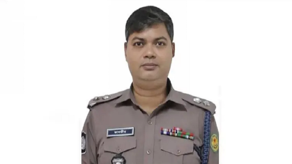 গুলশানে নিষিদ্ধ আ.লীগের মিছিল : ওসির পর এবার ডিসি প্রত্যাহার