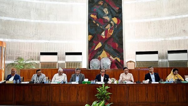 সরকারি কাজে কারা বাধা দিচ্ছেন, শনাক্ত করে ব্যবস্থা নেওয়ার সুপারিশ