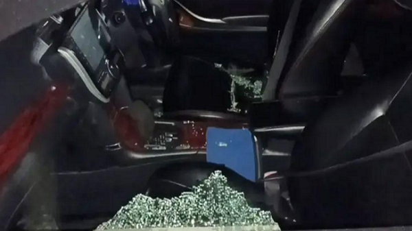 বিকাশ এজেন্ট কর্মীকে গুলি করে ৩ কোটি টাকা লুট, আহত ৩
