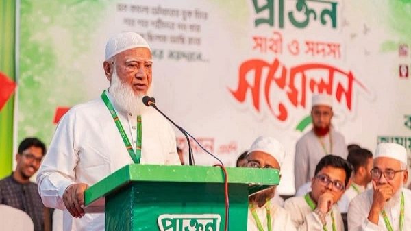 জুলাইয়ে ছাত্র-জনতা লুটেরা ও চাঁদাবাজদের জন্য রক্ত দেয়নি : জামায়াত আমির