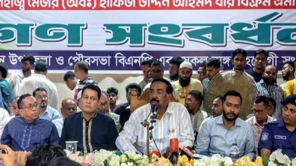 ইশরাকের কাজের উদ্দেশ্য ভালো হলেও হাতে অস্ত্র তুলে নেওয়াটা ঠিক হয়নি: স্পিকার