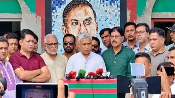 আগামী গ্রীষ্মের আগেই ৩-৪ হাজার মেগাওয়াট সৌরবিদ্যুৎ উৎপাদনের আশা প্রতিমন্ত্রীর