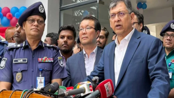 ‘অপারেশন ক্লিন হার্ট’ অভিযানের পরিকল্পনা নেই সরকারের : স্বরাষ্ট্রমন্ত্রী