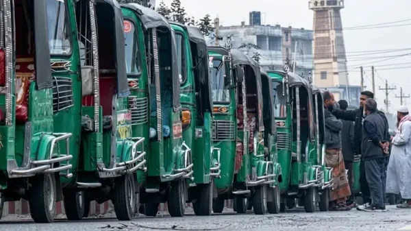 এবার বাড়ল অটোগ্যাসের দাম